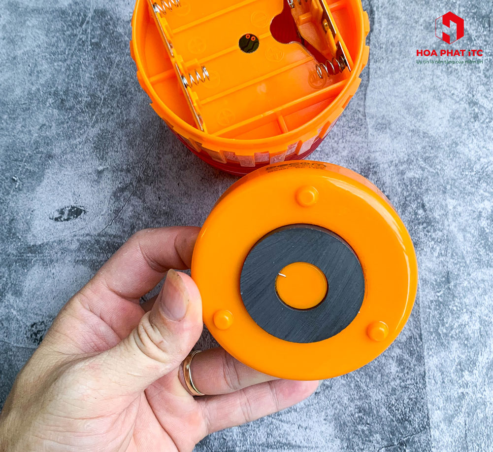 Den-chop-canh-bao-dung-pin-Decom-DC-1103-01